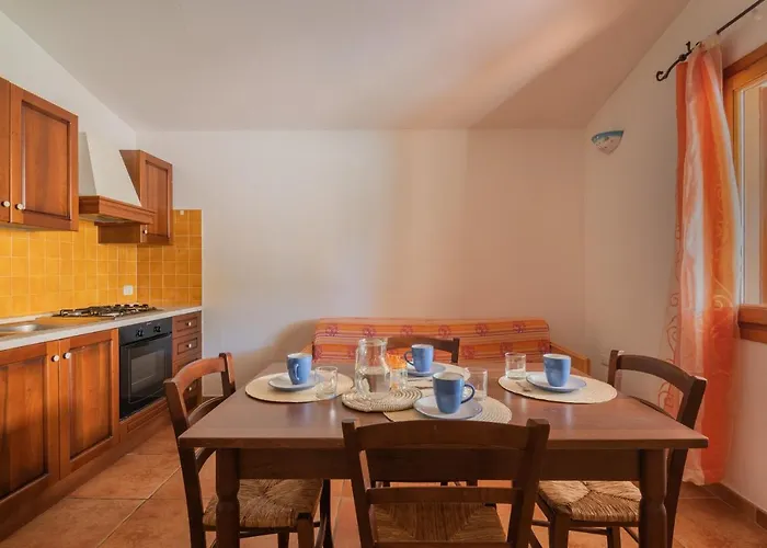 Stunning Bouganvillage Nui1324 Tanaunella